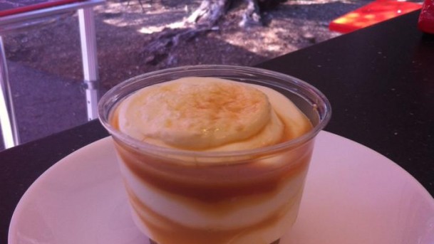 Dessert tira au caramel